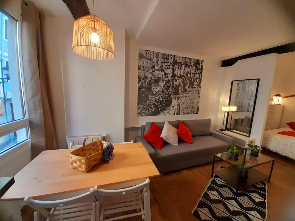 Andra Mari Apartamentu Turistikoak Bermeo Esterno foto