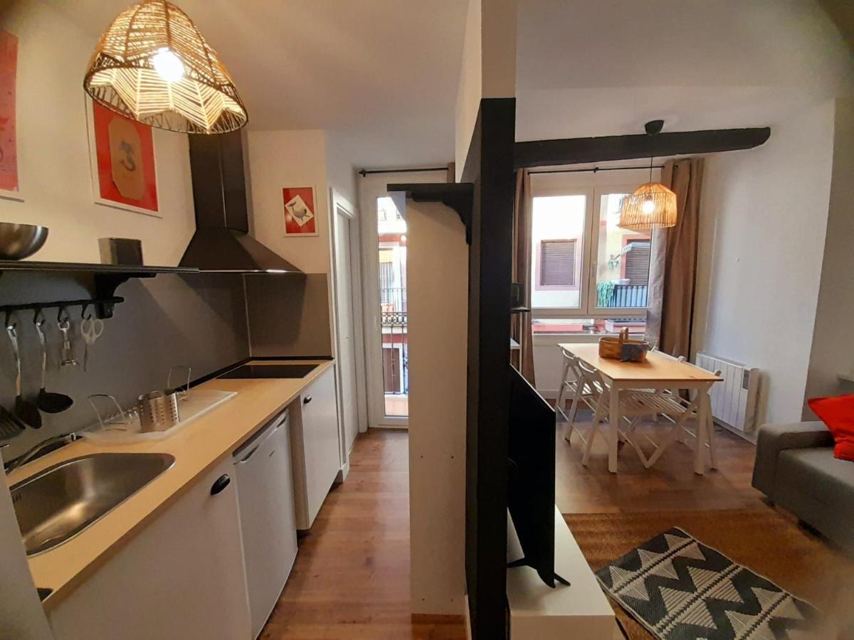 Andra Mari Apartamentu Turistikoak Bermeo Esterno foto