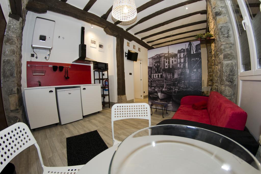 Andra Mari Apartamentu Turistikoak Bermeo Camera foto