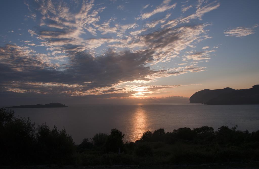 Andra Mari Apartamentu Turistikoak Bermeo Camera foto