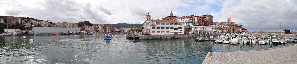 Andra Mari Apartamentu Turistikoak Bermeo Camera foto