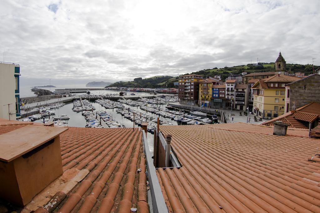 Andra Mari Apartamentu Turistikoak Bermeo Camera foto