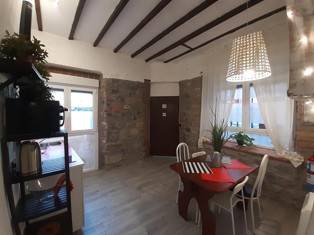 Andra Mari Apartamentu Turistikoak Bermeo Esterno foto